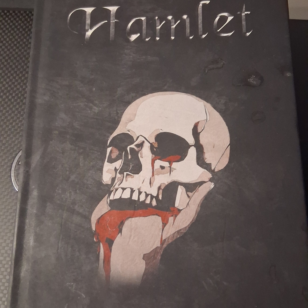 Annotated Hamlet Book with Glossy Cover